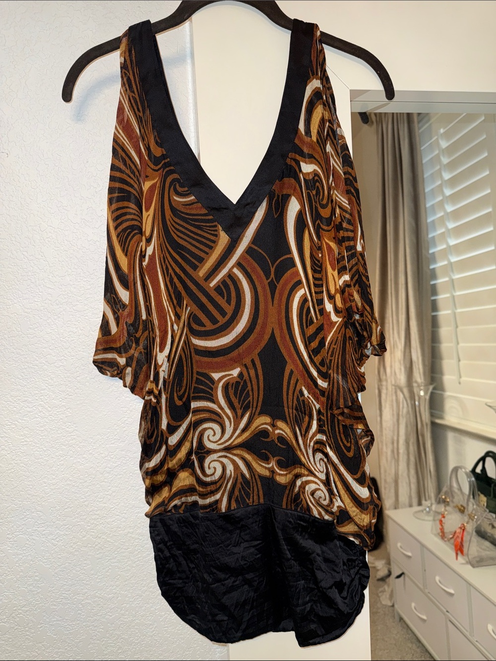 bebe Brown and Black Swirl V-Neck Tunic